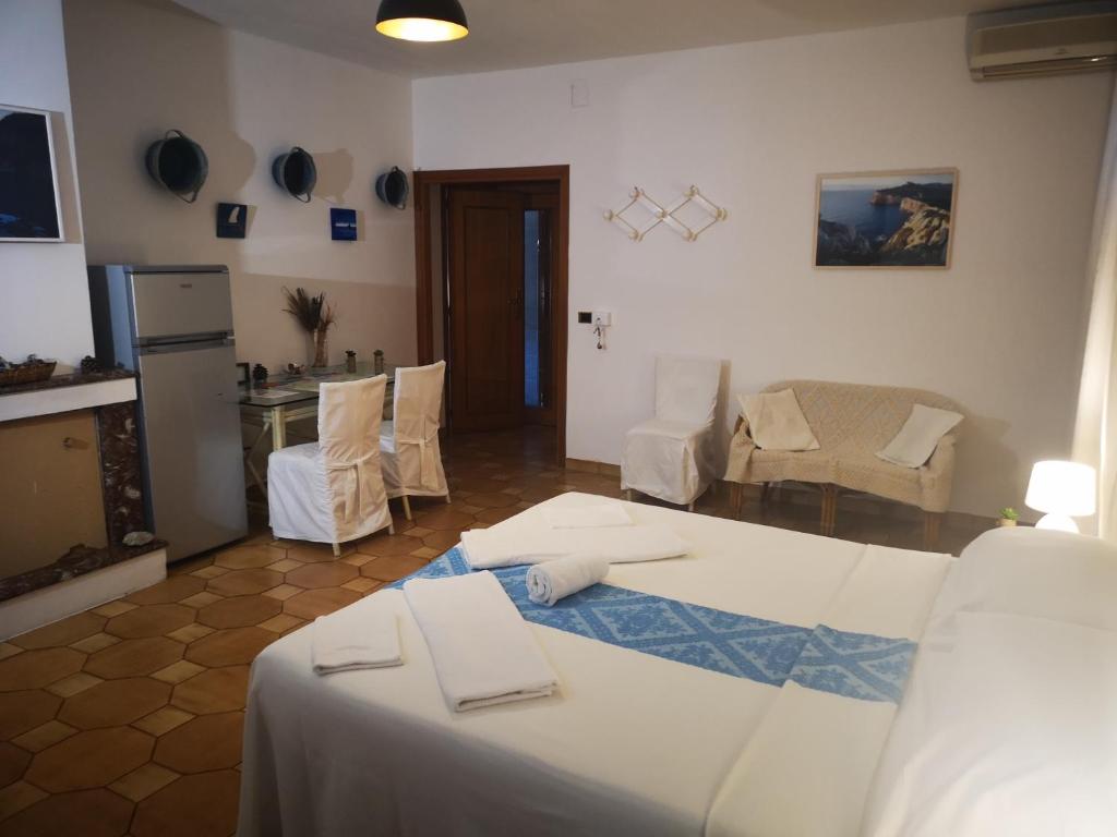 Antonhouse Alghero room 2